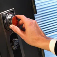 Advantage Locksmith Store Englewood Cliffs, NJ 201-762-6432 Advantage Locksmith Store Englewood Cliffs, NJ 201-762-6432 - sb-com-01